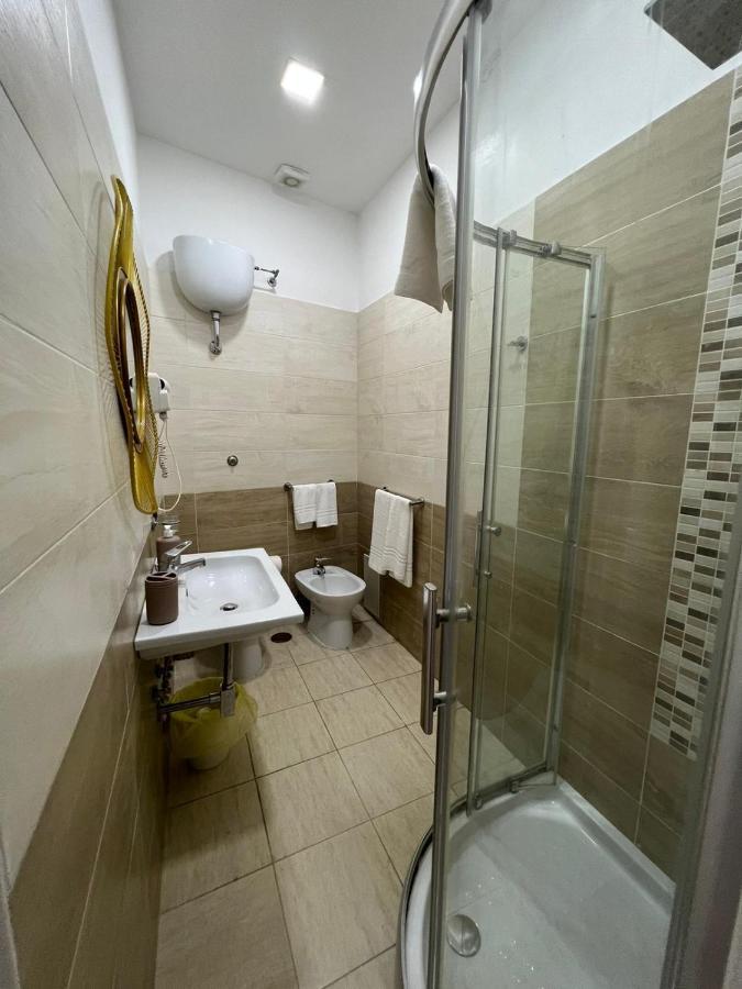 In Piazzetta Bed & Breakfast Napoli Exterior foto
